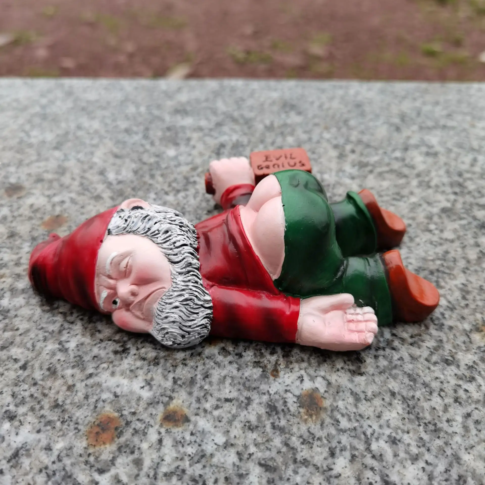 Gnomi da Giardino Bevitori 15c - Home Bargains recensione e prezzo